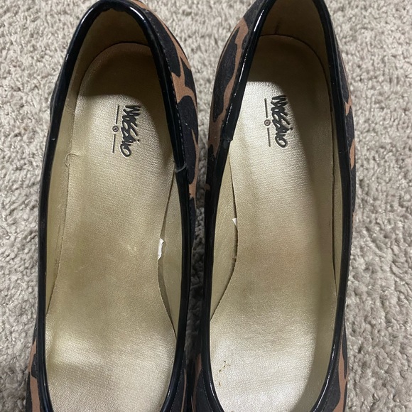 Mossimo cheetah print peep toe pumps size 8.5 - Picture 4 of 6